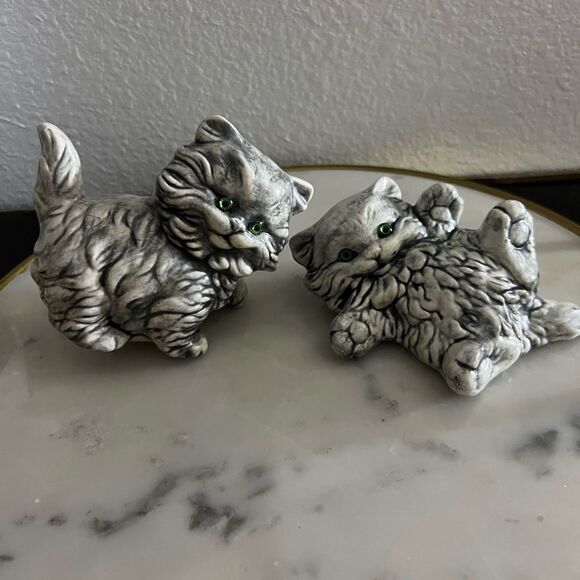Vintage Persian Kittens Fluffy Figurine Gray Ceramic Green Eyes EUC - Picture 1 of 6